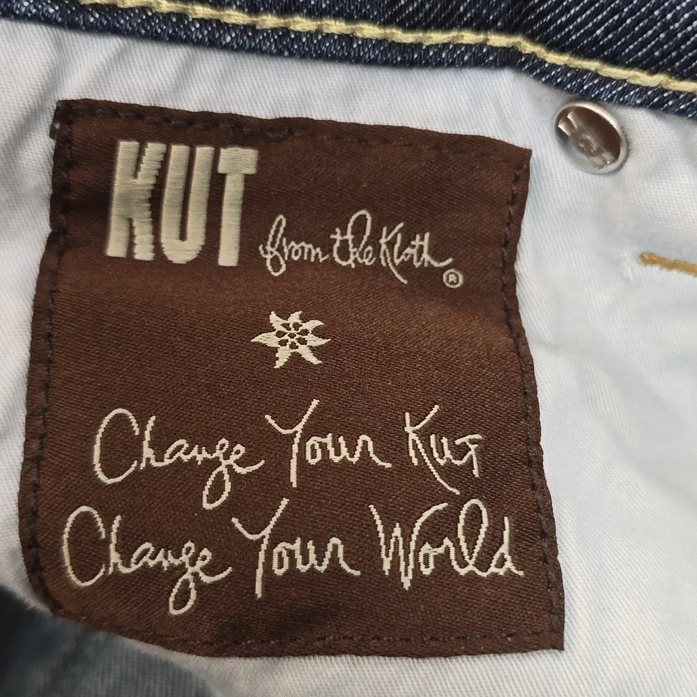 Kut from the Kloth Womens Shorts Size 2 Catherine Boyfriend Jean Dark Wash​ - Picture 15 of 15